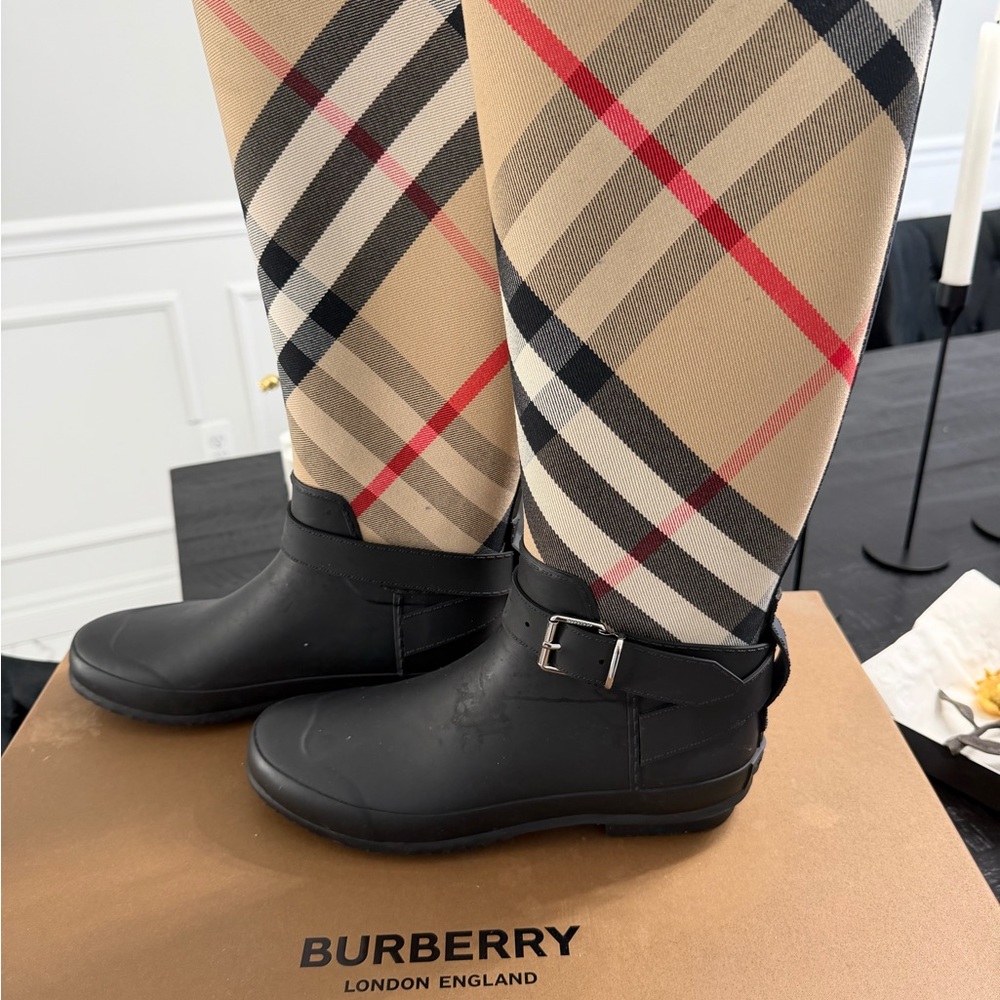 Burberry Black and Beige Boots
